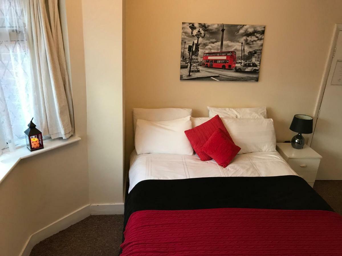 Havering Hotel Romford Dış mekan fotoğraf