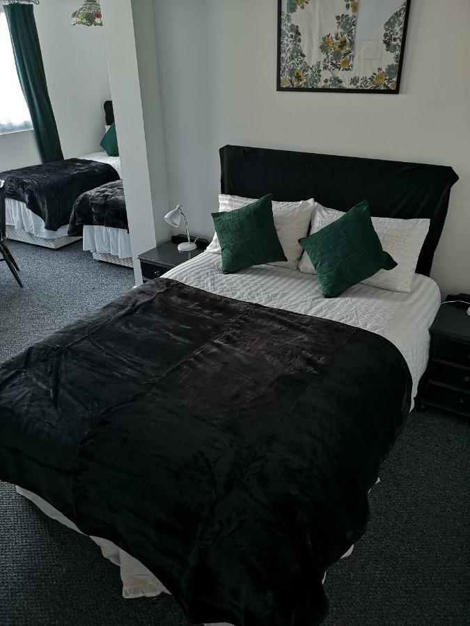 Havering Hotel Romford Oda fotoğraf